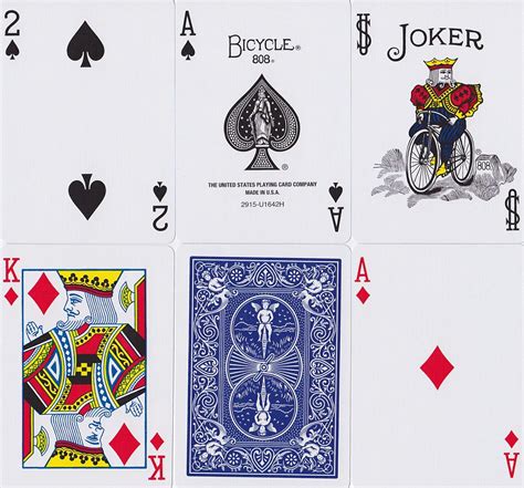 The Play. In Hold'em, each player is dealt two private cards (known as ‘hole cards’) that belong to them alone. Five community cards are dealt face-up, to form the ‘board’. All players in the game use these shared community cards in conjunction with their own hole cards to each make their best possible five-card poker hand. In Hold'em ... 